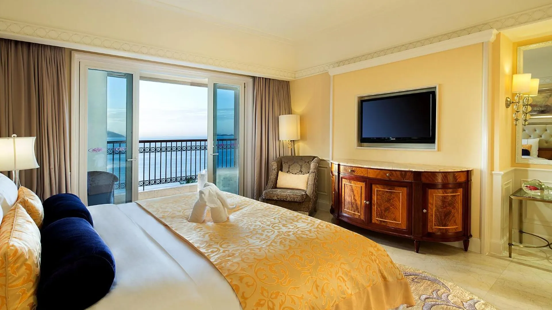 Crowne Plaza Resort Sanya Bay By Ihg China